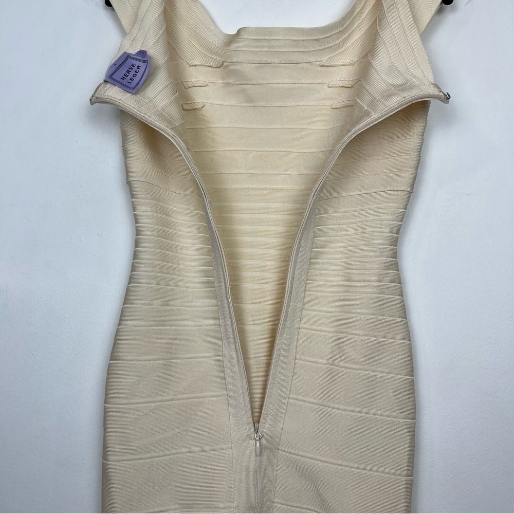 Hervé Leger Marina Off Shoulder Bateau
Neck Manila Bandage Bodycon Dress S - Picture 4 of 13